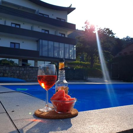 Hotel Lohovo Bihać Eksteriør bilde