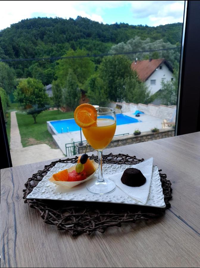 Hotel Lohovo Bihać Eksteriør bilde