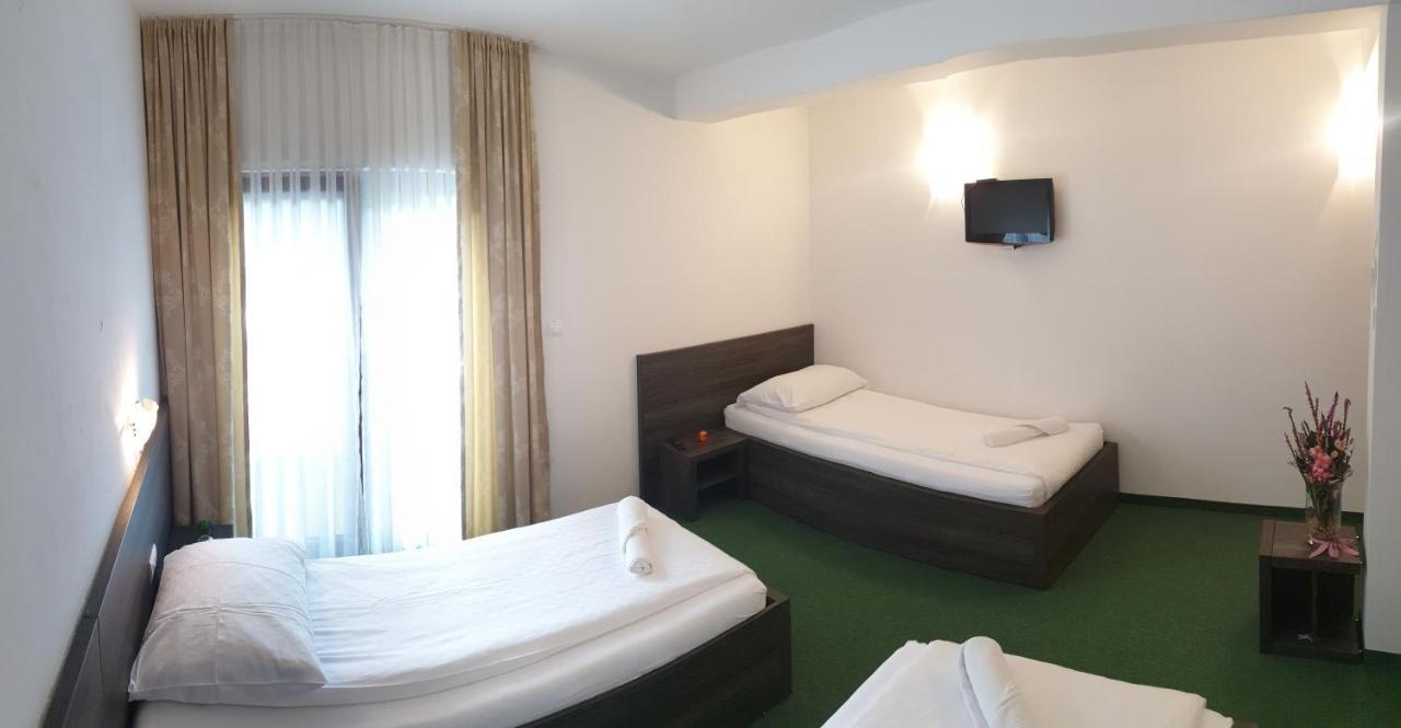 Hotel Lohovo Bihać Eksteriør bilde