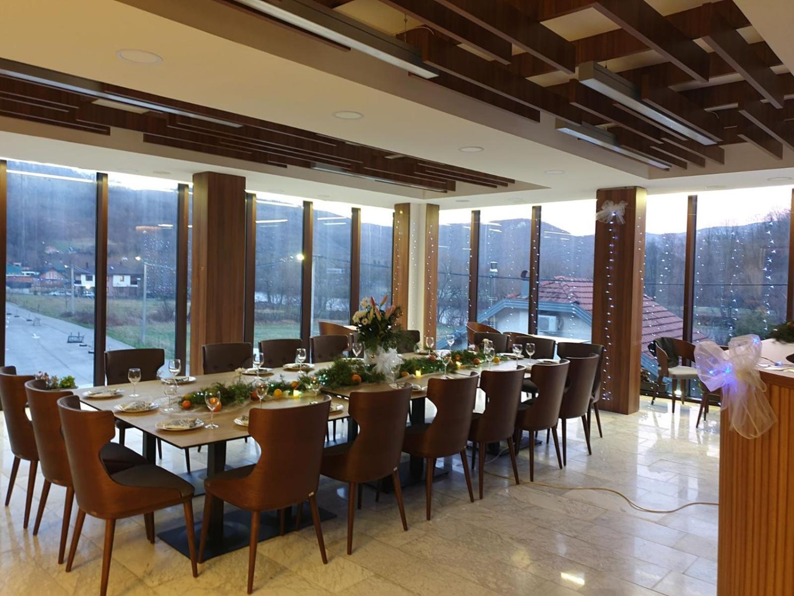 Hotel Lohovo Bihać Eksteriør bilde